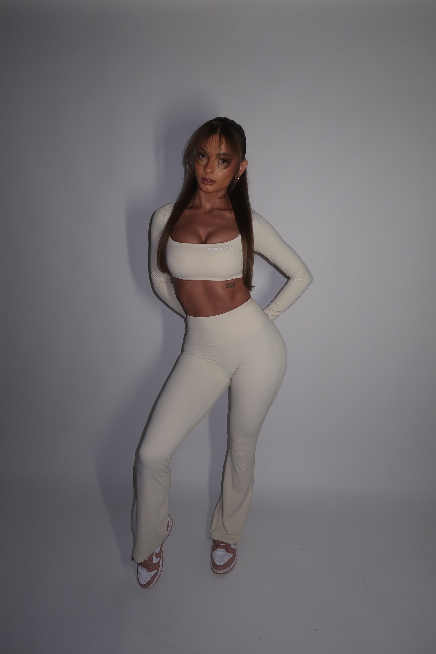 GYM GIRL ERA EXCLUSIVE Sculpt Cream square neck top