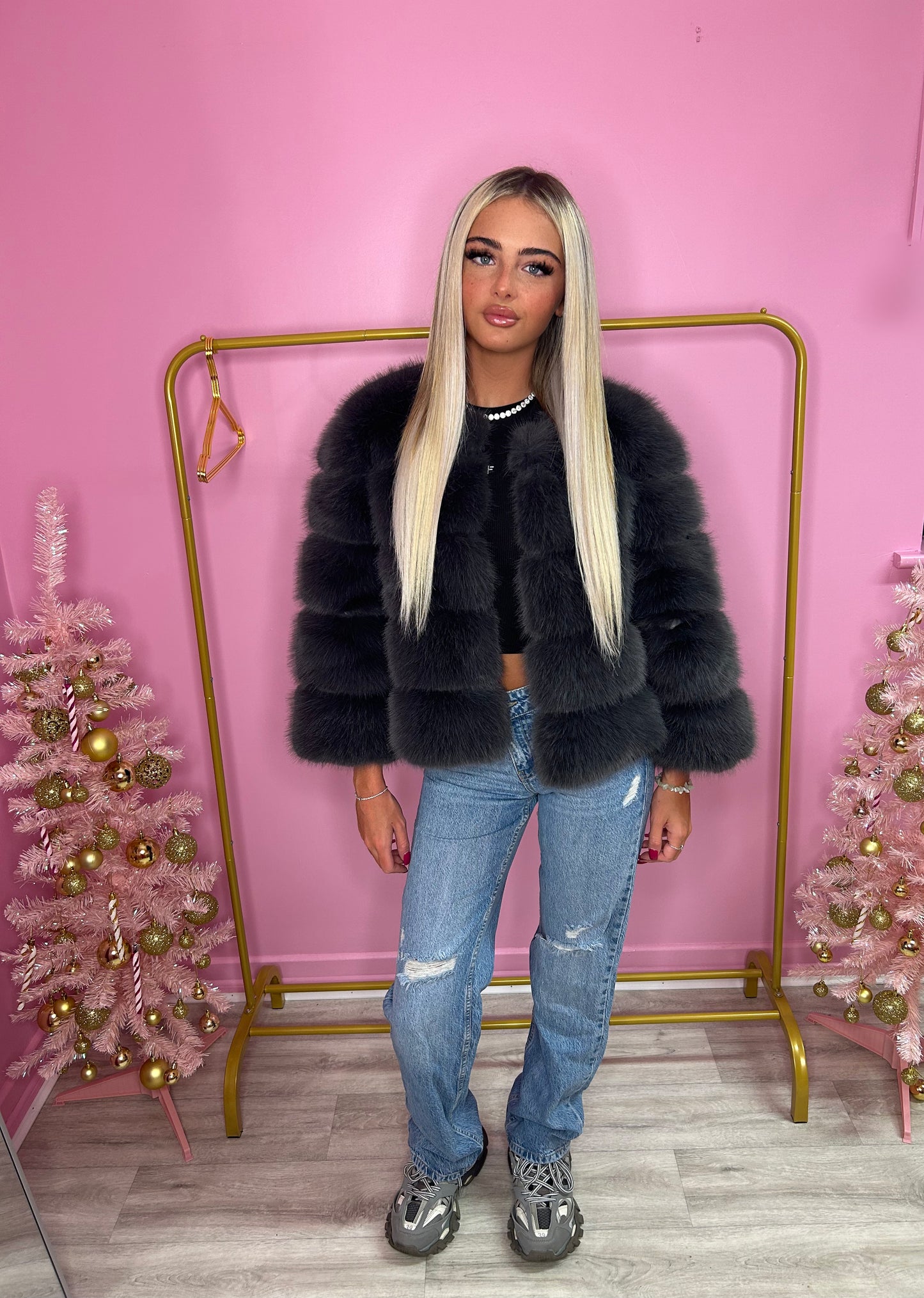 Luxury Dark charcoal grey NEW luxury faux fur coat 3/4 sleeve