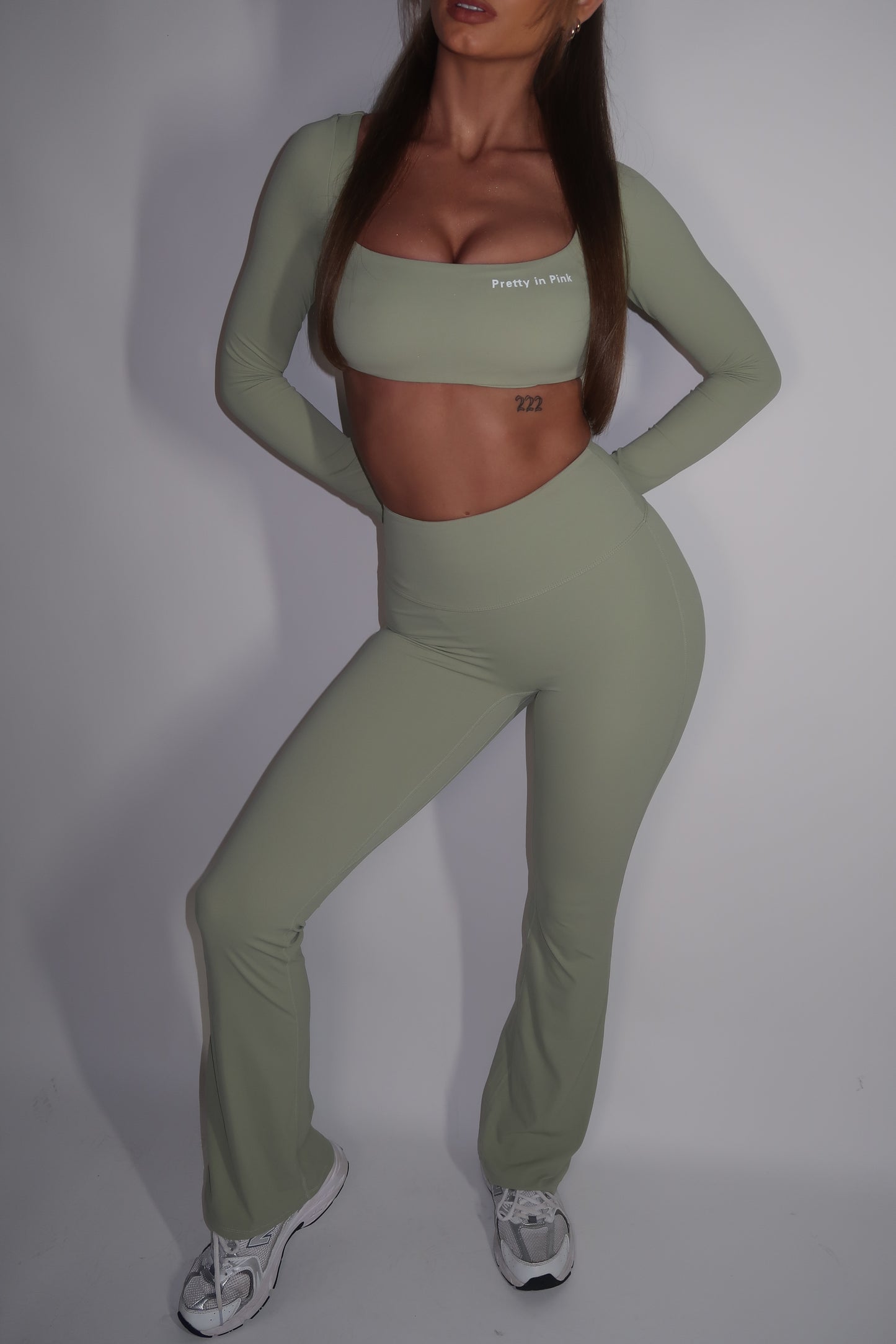 GYM GIRL ERA EXCLUSIVE Olive Sculpt flared trousers