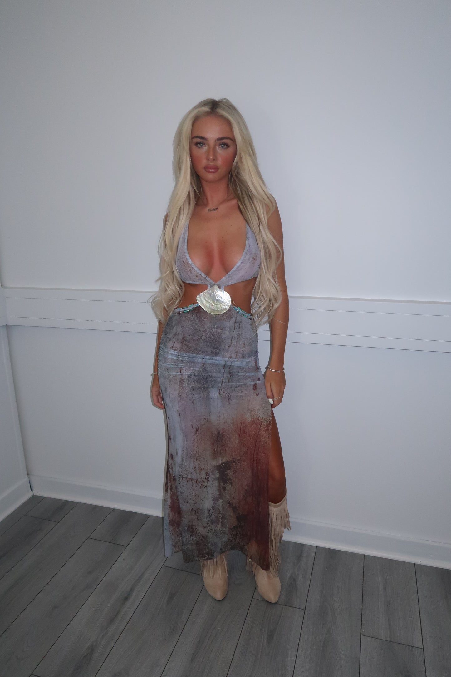 Shell cut out dress