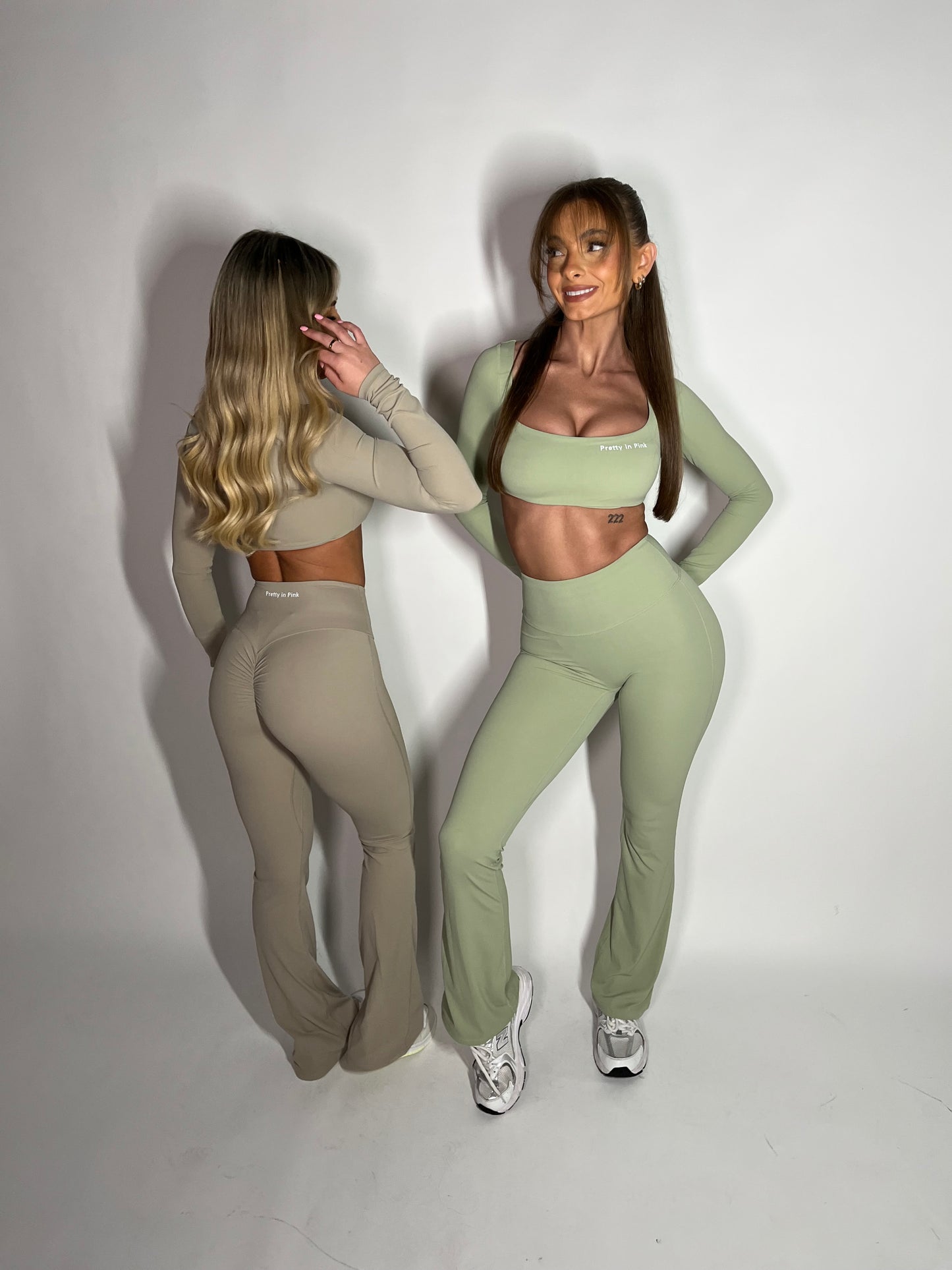 GYM GIRL ERA EXCLUSIVE Olive Sculpt flared trousers