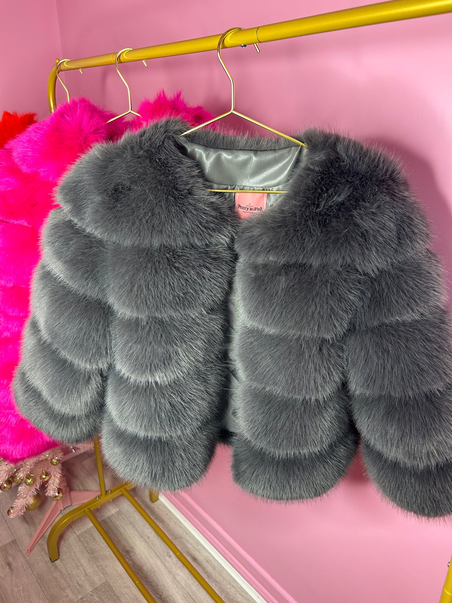 Dark charcoal grey NEW luxury faux fur coat 3/4 sleeve