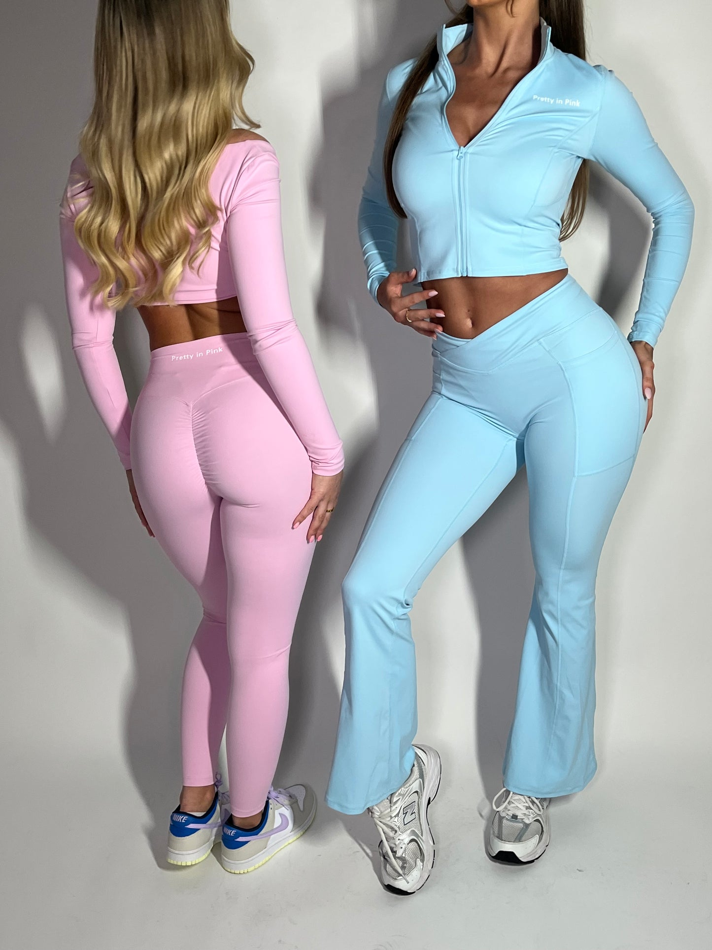 GYM GIRL ERA EXCLUSIVE Blue Sculpt V Waist flared bottoms