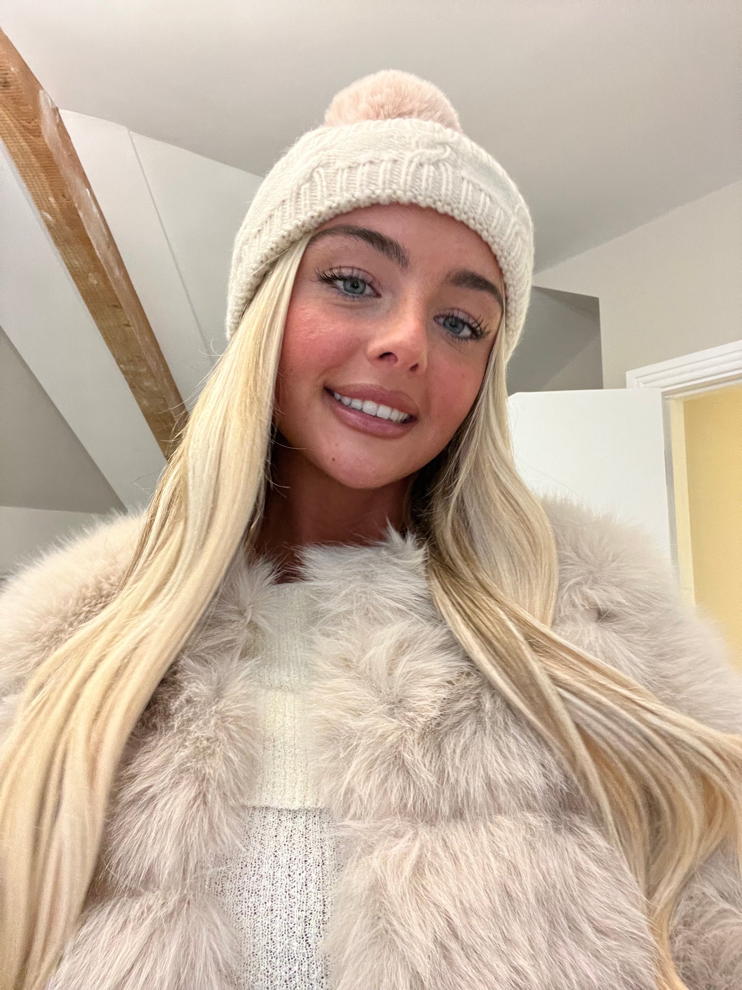 Cream cable knit fleece lined hat