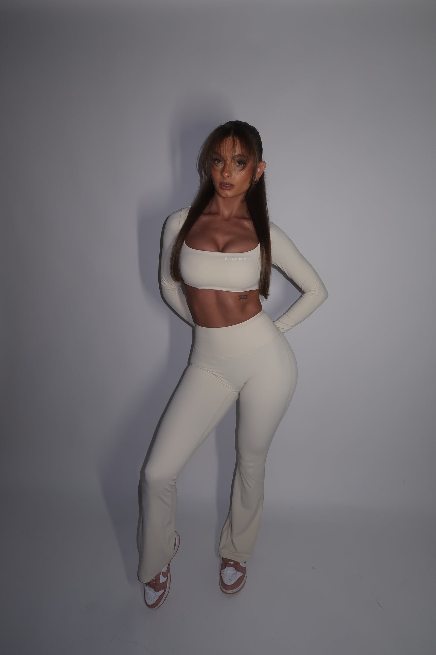 GYM GIRL ERA EXCLUSIVE Sculpt Cream square neck top