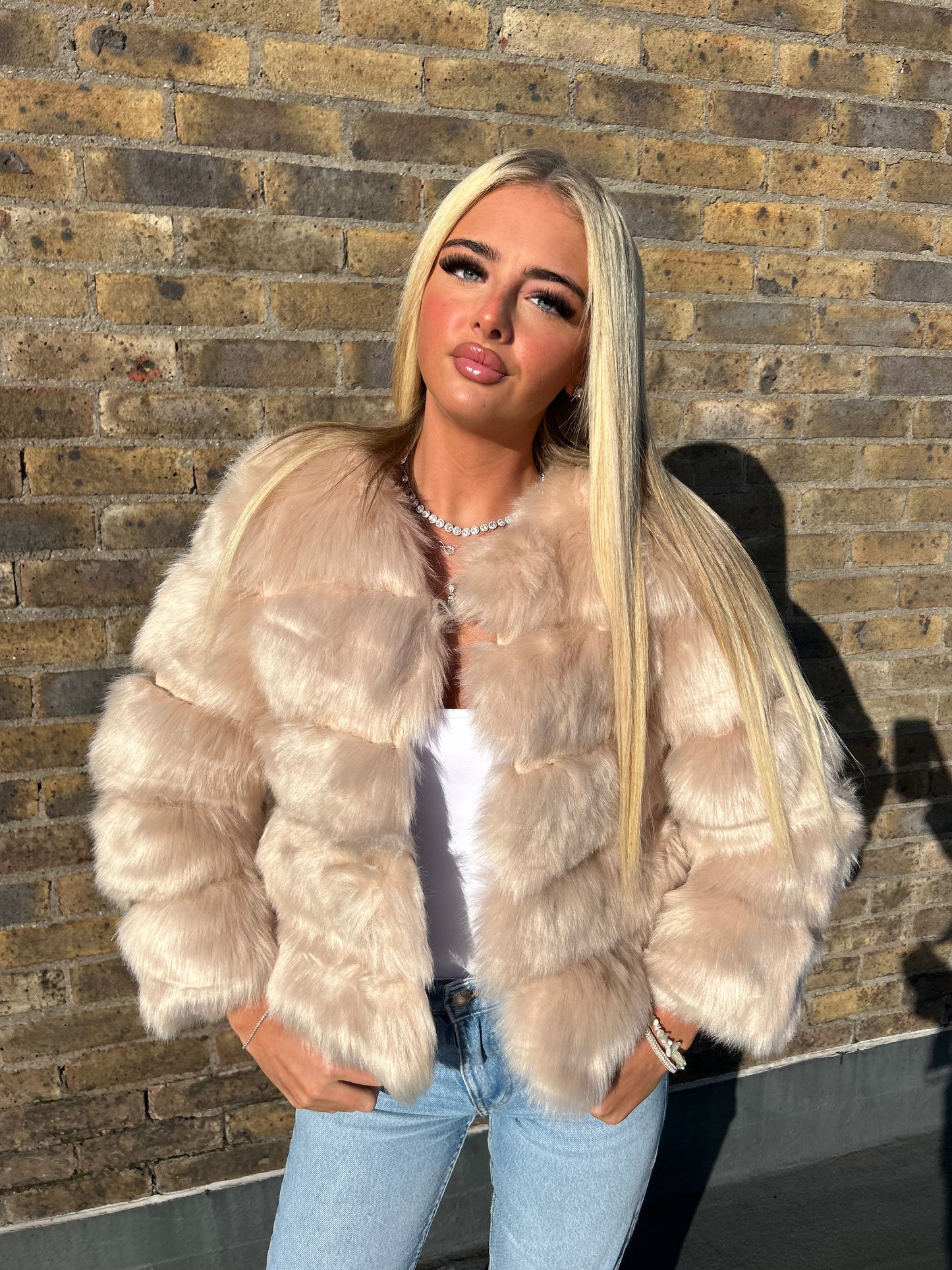 Luxury Cream Faux fur 3/4 length sleeve fur coat