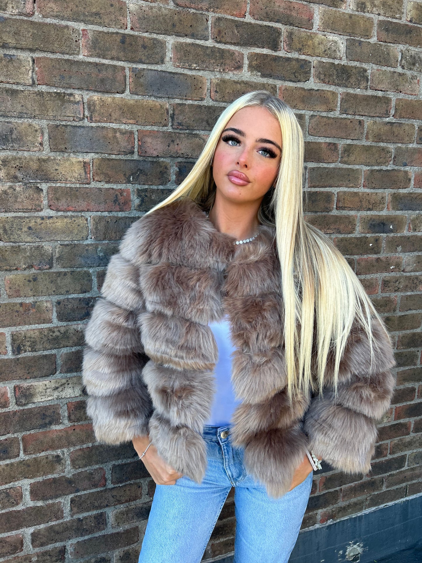 Brown faux fur 3/4 sleeve coat