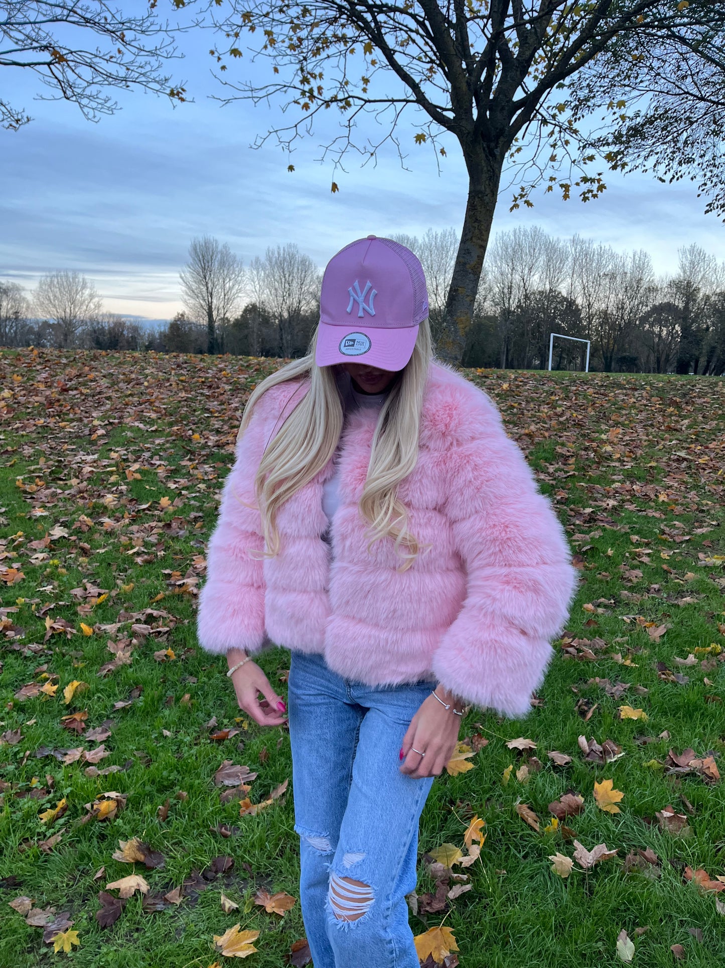 Luxury pink 3/4 sleeve faux fur coat