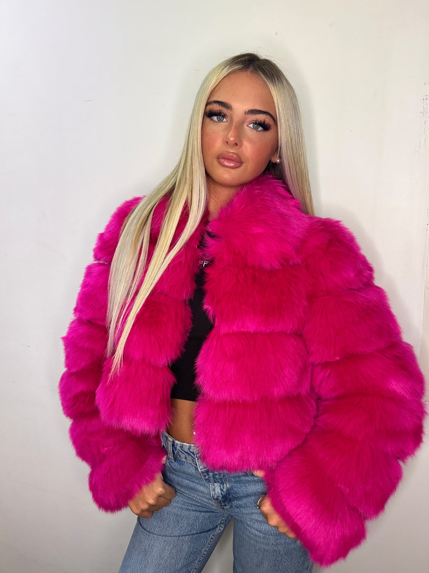 PRE ORDER Pink Collar zip up faux fur coat