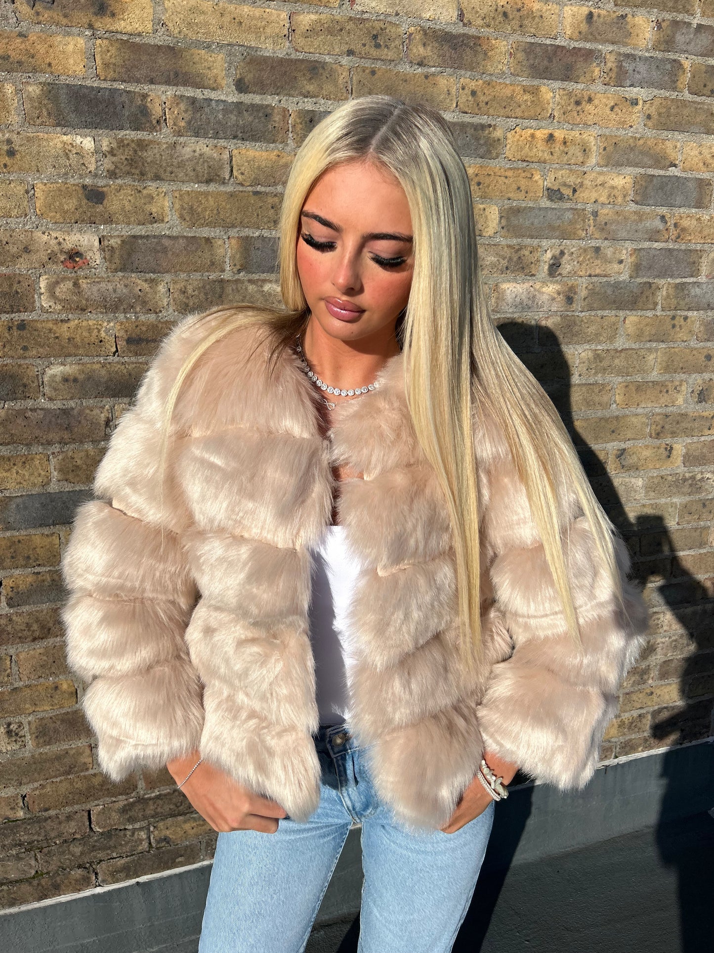 Luxury Cream Faux fur 3/4 length sleeve fur coat