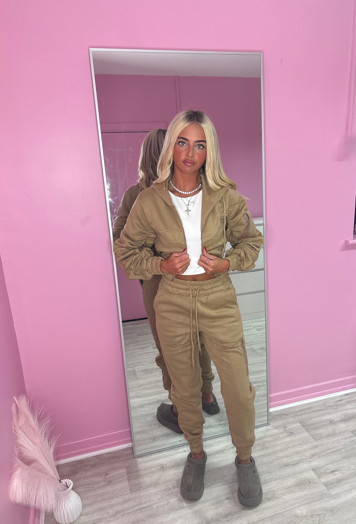 Taupe ruched sleeve tracksuit