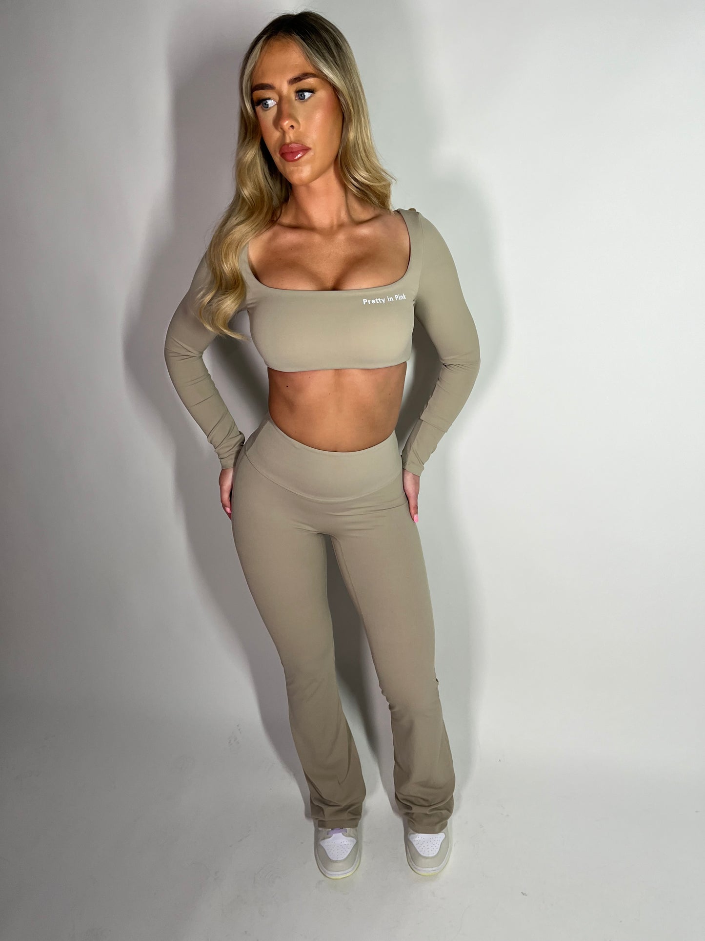 GYM GIRL ERA EXCLUSIVE Camel brown Sculpt square neck top