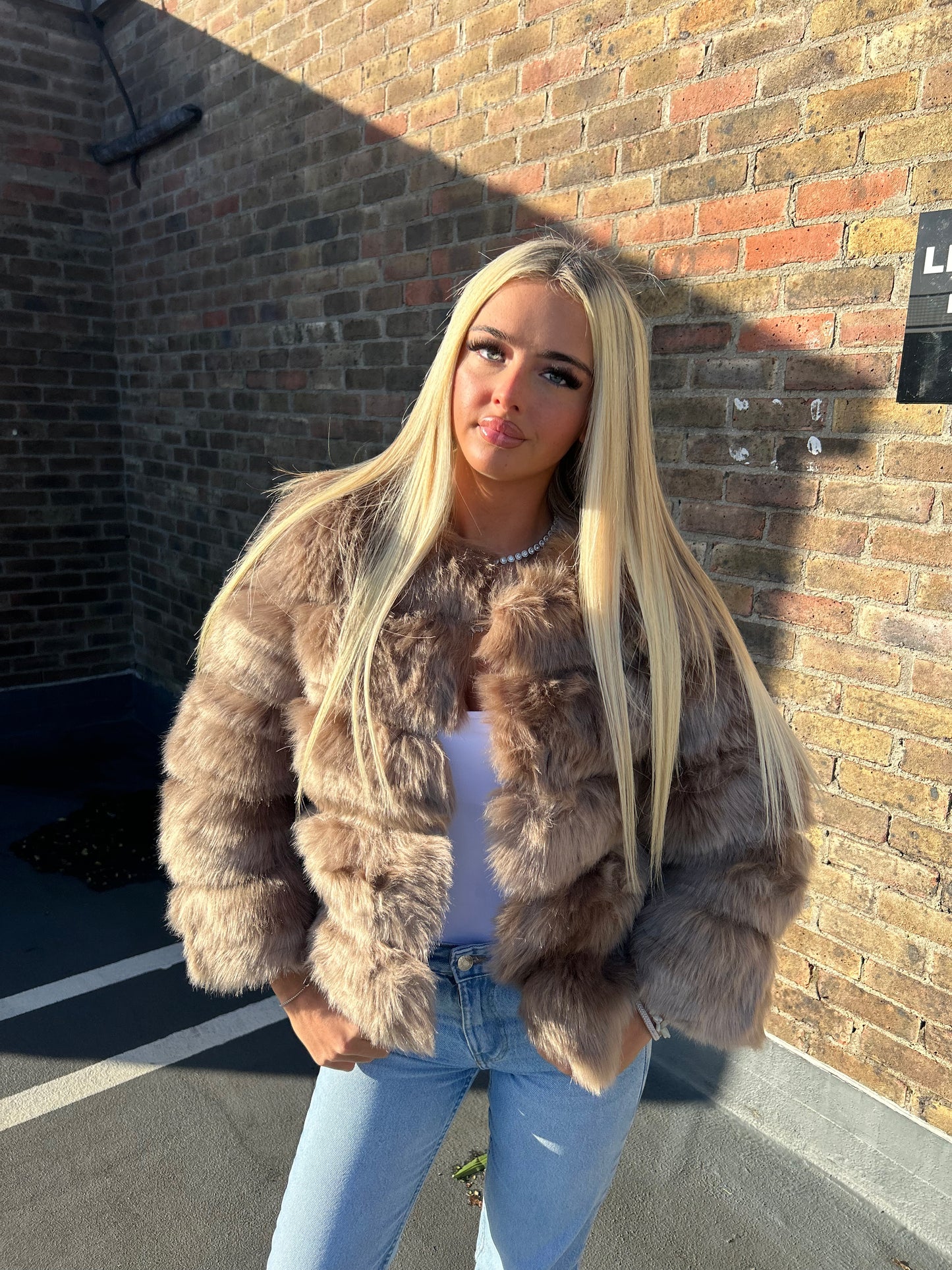 Brown faux fur 3/4 sleeve coat