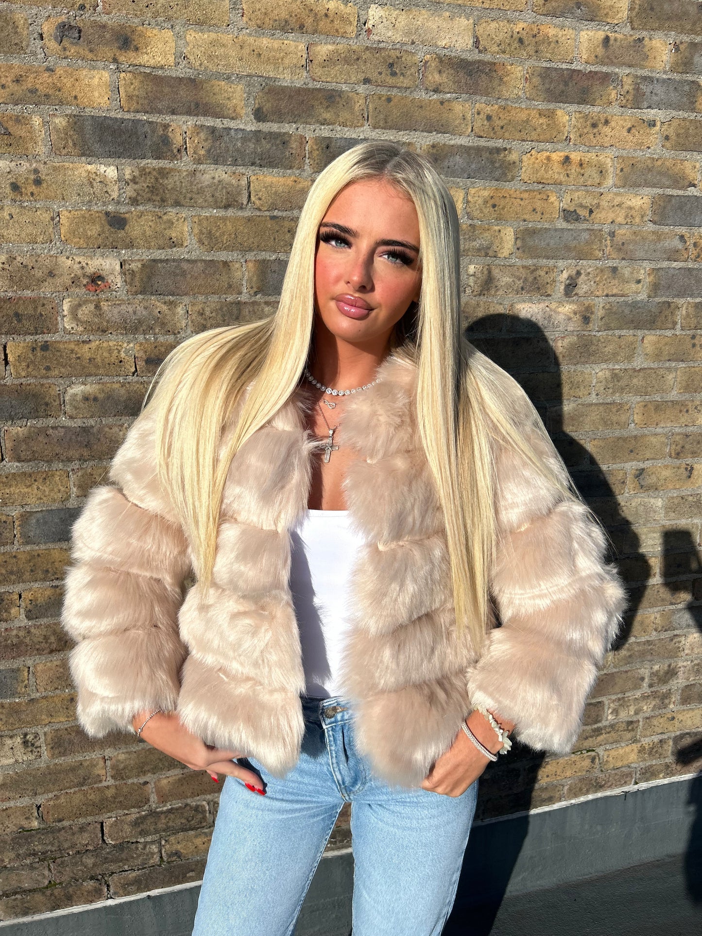 Luxury Cream Faux fur 3/4 length sleeve fur coat