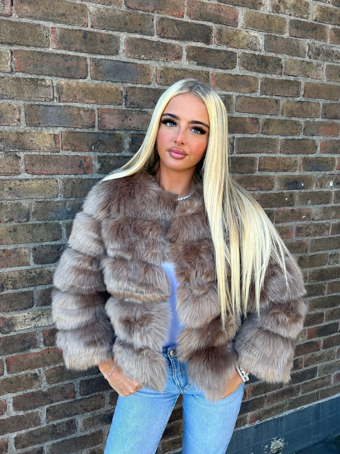 Brown faux fur 3/4 sleeve coat