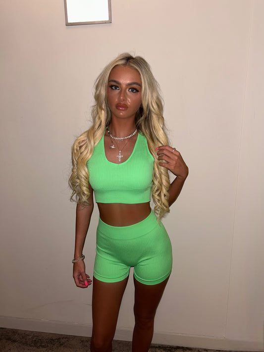 Seamless sculpting set in green